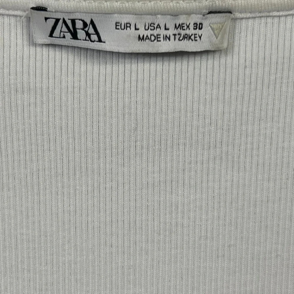 Zara Top Statement Ribbed Knit V Neck White Puff Seersucker Sleeve Turkey L